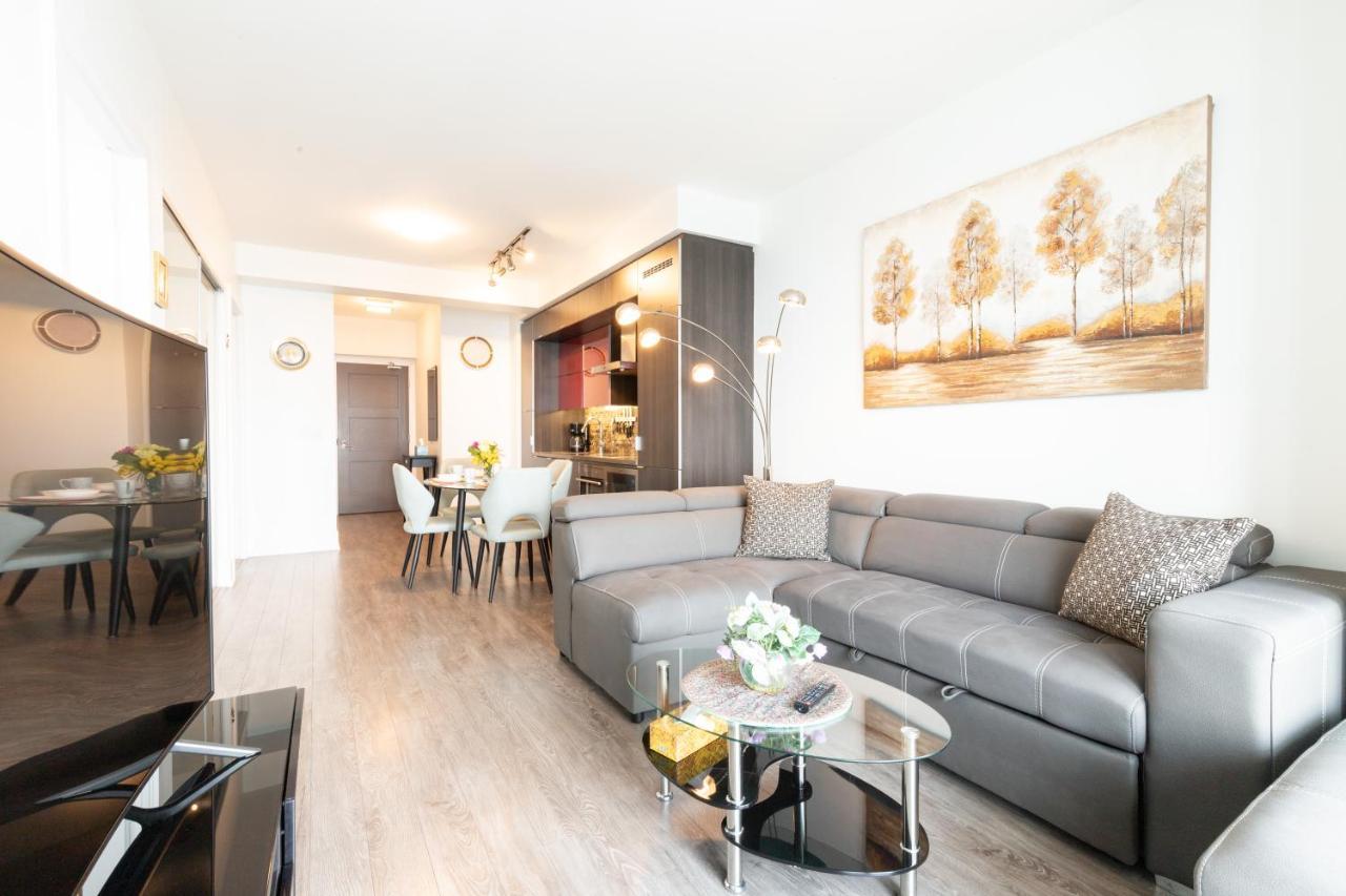 Bright Condo In The Heart Of Toronto Exteriör bild