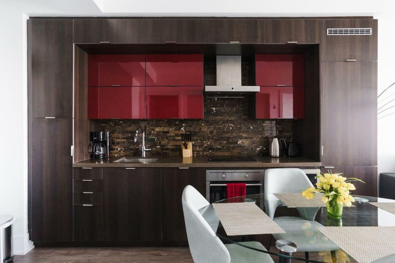 Bright Condo In The Heart Of Toronto Exteriör bild